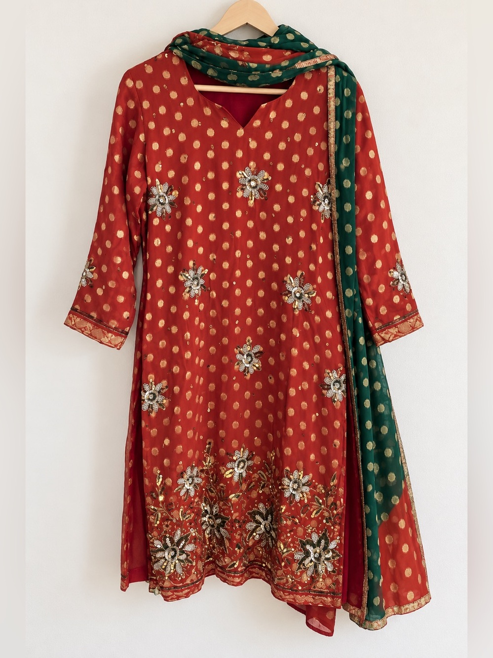 Pakistani Salwar Kameez 3 Piece Embroidered Formal Suit Dupatta